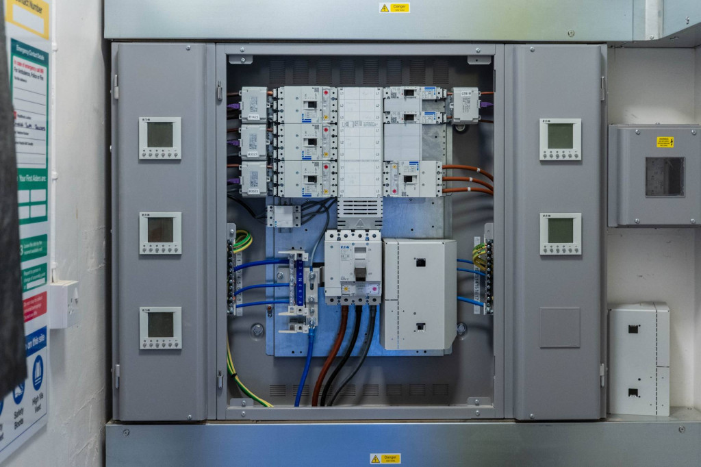 New three-phase distribution board installed for the heat pump